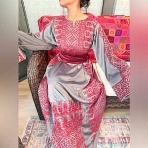 Palestinian Style / Traditional Thobe